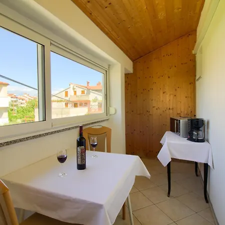 Sosic Ii Apartment