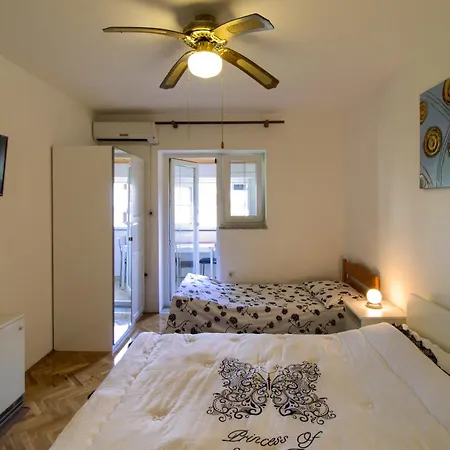 Sosic Ii Apartment